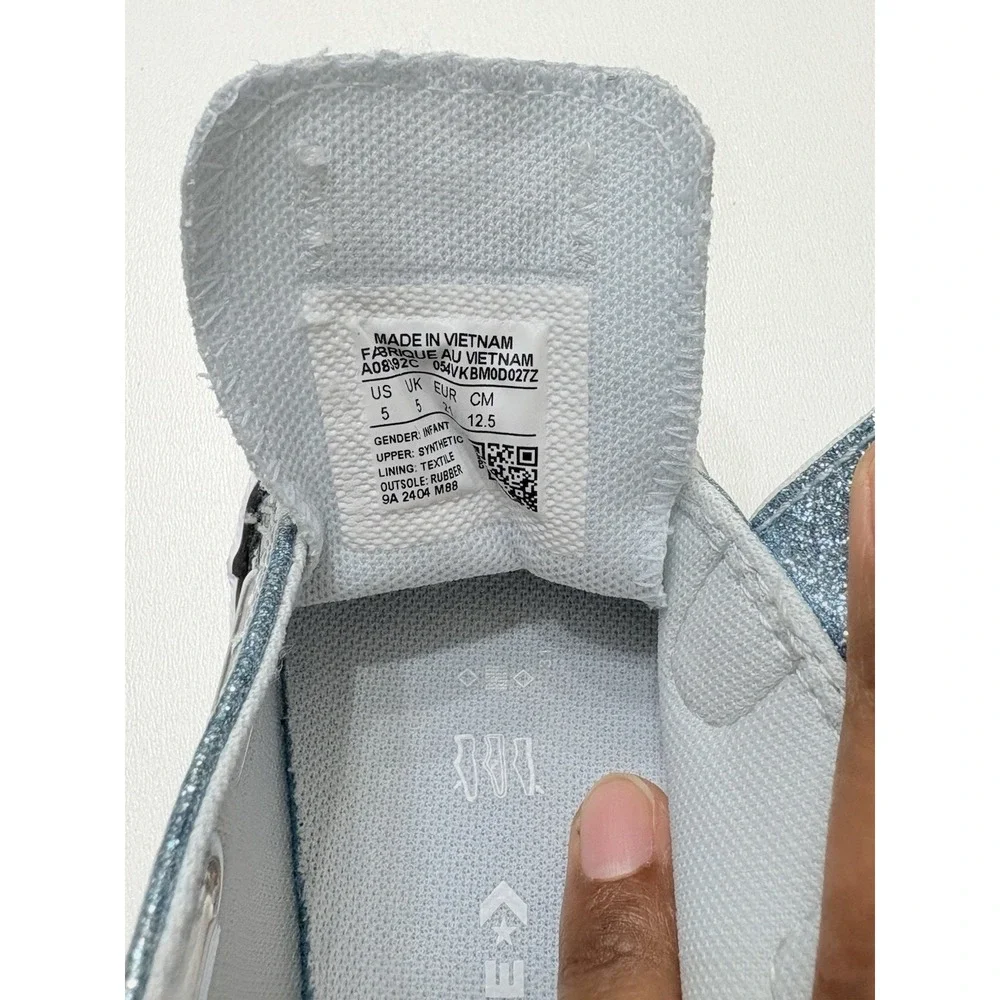 Converse Metallic Glittered Blue Sneakers Size 5c‎ Toddler
